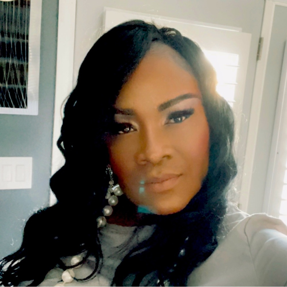 Meet your Posher, Kesha!